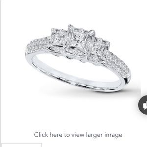 ❌ SOLD 14kt Kay engagement ring